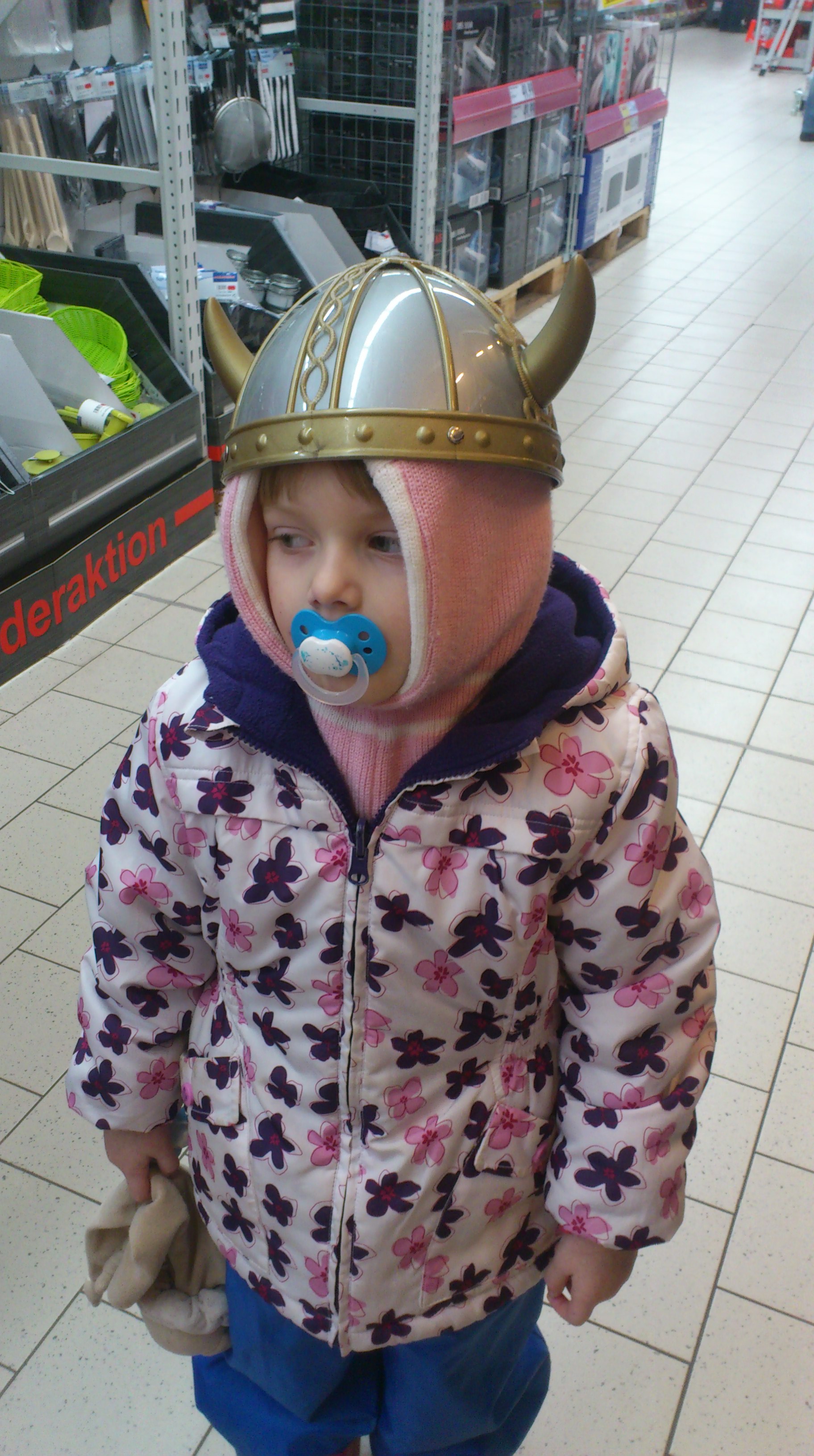Lilly als Vicki